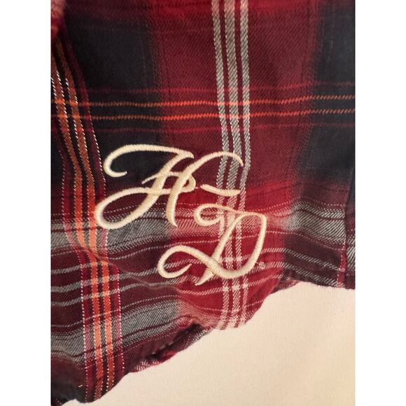 Women's Harley Davidson Red Plaid Flannel Snap Up Shirt Studded Size M Embroider - Picture 3 of 7